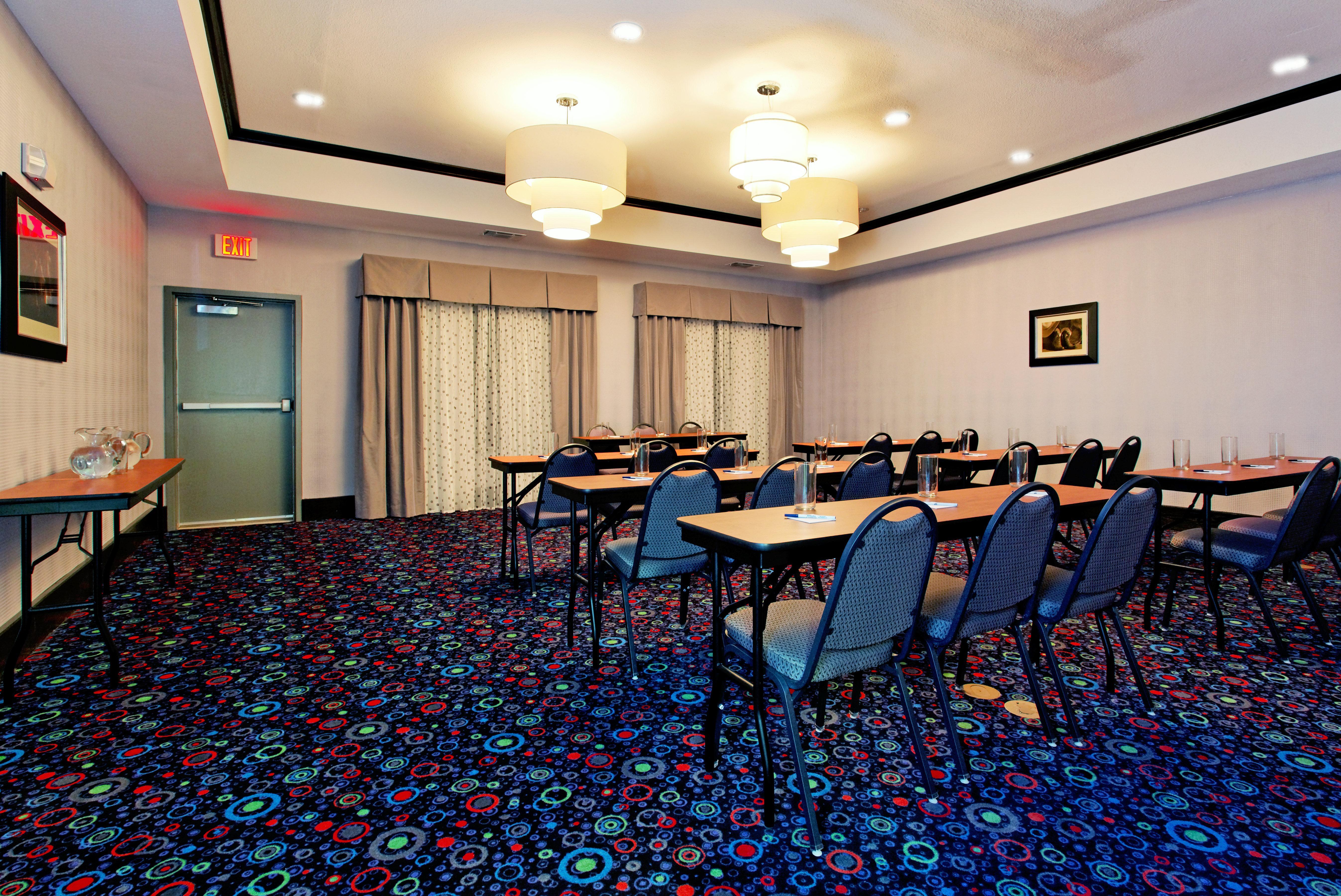 Holiday Inn Express & Suites Graham By Ihg Exterior photo